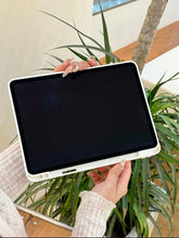 Load image into Gallery viewer, SpongeBob iPad Case with Pencil Holder