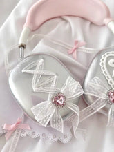 Load image into Gallery viewer, Vintage Lace AirPods Max Case