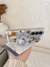 Load image into Gallery viewer, Samsung Zfold Penguin Magsafe Case with Grip