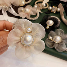 Load image into Gallery viewer, Flower Pearl Hair Scrunchies Bun Maker
