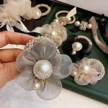 Load image into Gallery viewer, Flower Pearl Hair Scrunchies Bun Maker